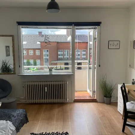 Cosy 40 M From Station Kwatera prywatna Fredericia